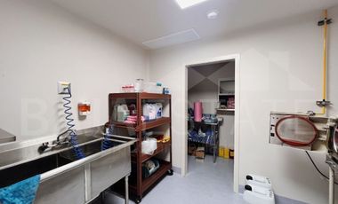 HOSPITAL EN VENTA EN BLVD CUCAPAH TIJUANA