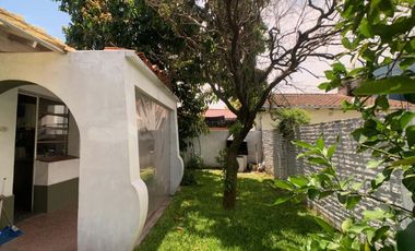 Chalet inmaculado en barrio residencial