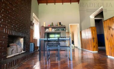 Chalet inmaculado en barrio residencial