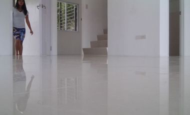 End unit,House and Lot w/ Balcony and Tiles in Cavite