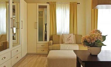 End unit,House and Lot w/ Balcony and Tiles in Cavite