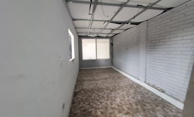 parqueadero en arriendo en lleras restrepo. Cod A5784