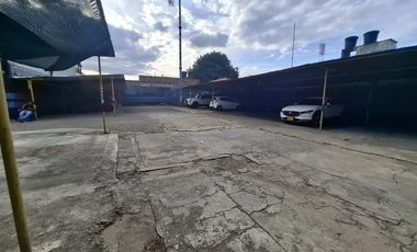parqueadero en arriendo en lleras restrepo. Cod A5784