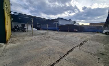 parqueadero en arriendo en lleras restrepo. Cod A5784