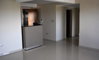 Departamento céntrico de 3 dormitorios.