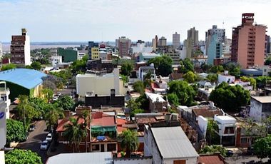 Departamento céntrico de 3 dormitorios.