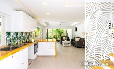 Private beautiful pool villa in Koh Chang
