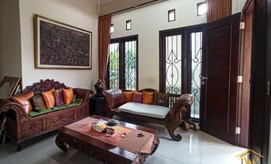 DIJUAL MURAH RUMAH SEMI VILLA DI CANGGU KAWASAN SANGAT STRATEGIS