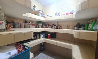 COD. 197 - SE VENDE CASA - BARRIO: VENECIA I