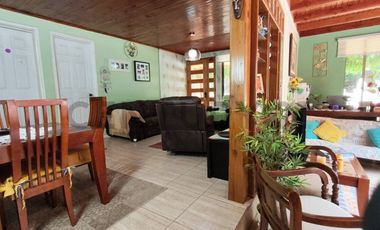 Se vende parcela con  casa en condominio de Paine