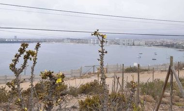 SITIO CON EXCELENTE VISTA EN LA HERRADURA