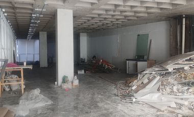 Excelente Local Comercial en Renta 434 m2 en Insurgentes Sur. P.B