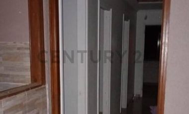 OPORTUNIDAD SE ACEPTAN OFERTAS SE VENDE CASA EN MELIPILLA PARA REMODELAR