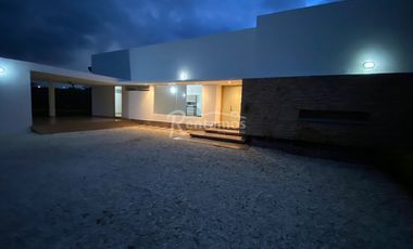 casa en arriendo en llano grande. Cod A776863