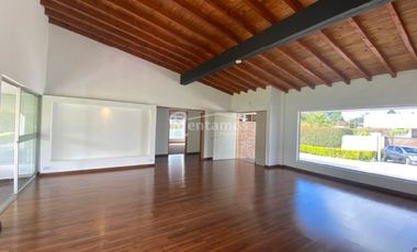 casa en arriendo en llano grande. Cod A776863