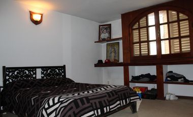 Chalet de 7 o más AMBIENTES ubicada a metros del centro de Corimayo.