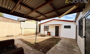 Casa en arriendo de 2 dorm. en Villa Alemana