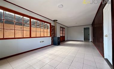 Casa en arriendo de 2 dorm. en Villa Alemana