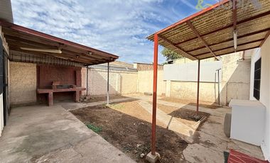 Casa en arriendo de 2 dorm. en Villa Alemana