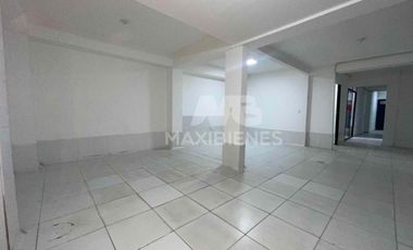 local en arriendo en barrio trinidad. Cod A61336