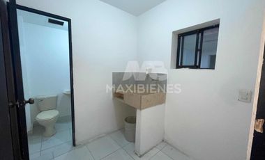 local en arriendo en barrio trinidad. Cod A61336