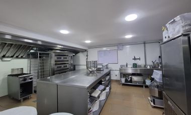 edificio en arriendo en cedritos. Cod A6892601