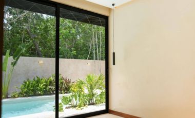 Casa con alberca privada, Jardin y cocina equipada, residencial de lujo con amen