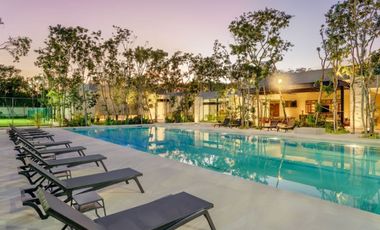 Casa con alberca privada, Jardin y cocina equipada, residencial de lujo con amen