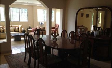 ALQUILER CASA AMOBLADA COLÓN