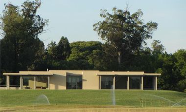 Venta Lote de 2.205m2 - Estancia Villa Maria - Barrio Golf