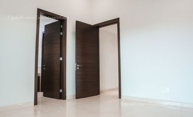 Casa de  lujo con alberca Virreyes Residencial. Zona Andrares.