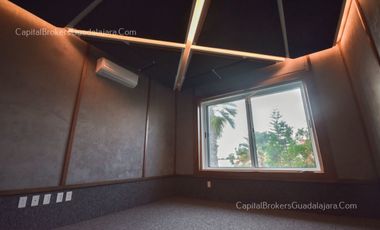 Casa de  lujo con alberca Virreyes Residencial. Zona Andrares.