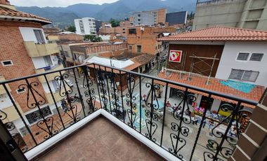 apartamento en arriendo en centro. Cod A514176