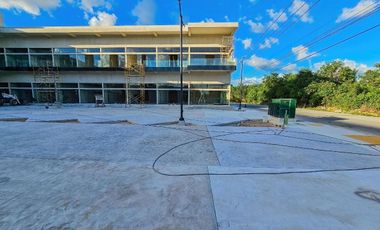 Local Comercial · Av. Prolongación La Luna con Huayacán · Doble Altura · Bulan