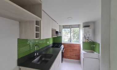 apartamento en arriendo en la tablaza. Cod A512307