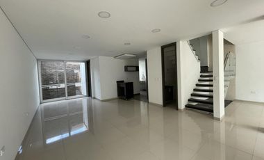casa condominio en venta en los patios. Cod V2150