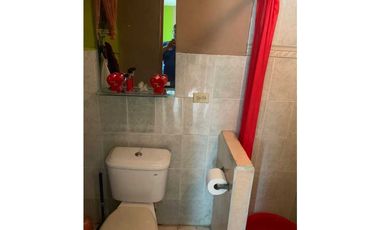 Sea Confiable Vende Casa en Urbanización Torremolinos