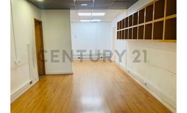 SE ARRIENDA MEDIO PISO EN BARRIO EL GOLF