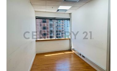 SE ARRIENDA MEDIO PISO EN BARRIO EL GOLF