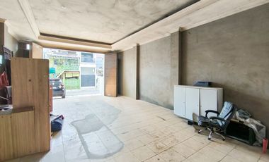 Rumah 1 Lt Luas 8 Menit ke Gerbang Tol Koja Barat Hadap Utara J-43455