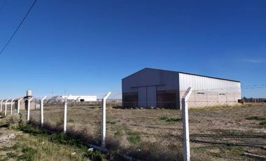 Venta Terreno y Galpón Parque ind. Centenario