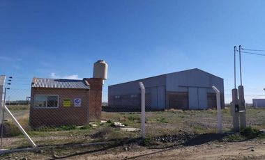 Venta Terreno y Galpón Parque ind. Centenario