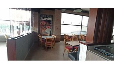 Se Alquila Local de 424mt2 en Condado del Rey