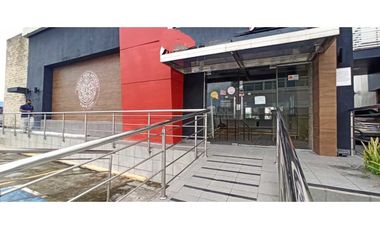 Se Alquila Local de 424mt2 en Condado del Rey