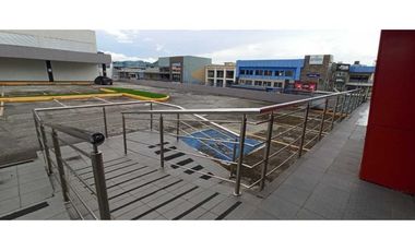 Se Alquila Local de 424mt2 en Condado del Rey