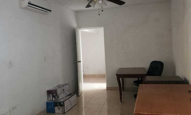 Oficina en Renta Col. Lazaro Cardenas, Escobedo, N.L.
