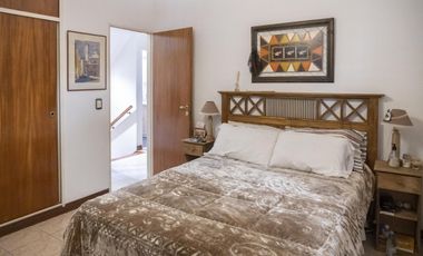 Casa en venta 6 ambientes con cochera en Florida Oeste