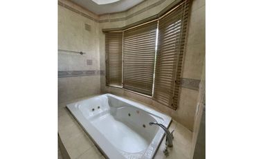 Llanos de Curundu/ Venta de Casa/ $770.000.00