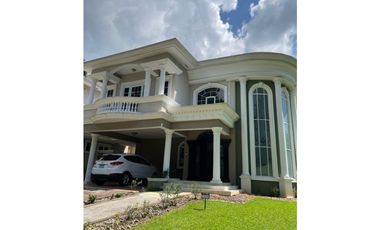 Llanos de Curundu/ Venta de Casa/ $770.000.00