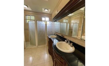Llanos de Curundu/ Venta de Casa/ $770.000.00